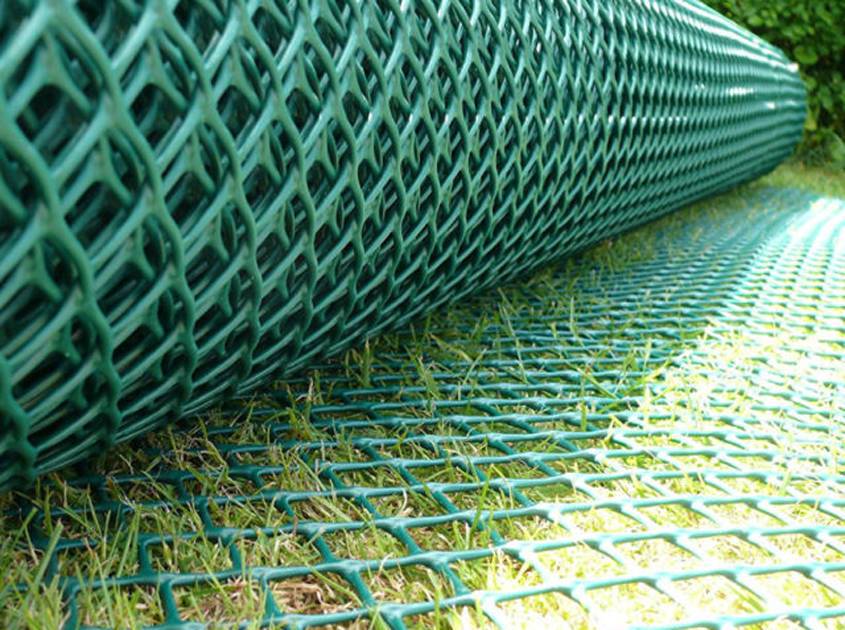 Plastic mesh